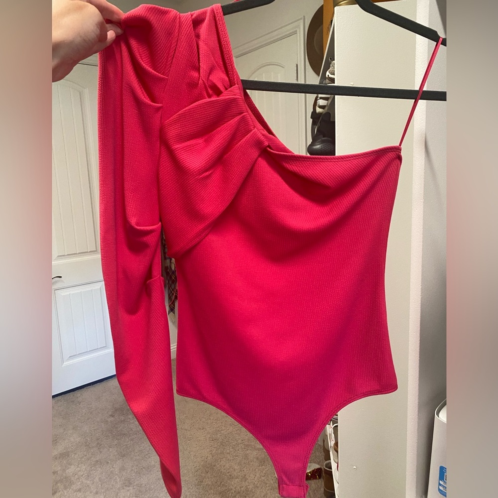 One shoulder bodysuit